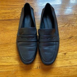 Reformation loafers size 7